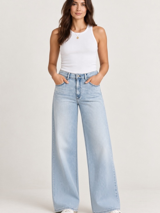 rag & bone Denim - NWT Rag & Bone Logan Mid rise wide leg size 30 light wash